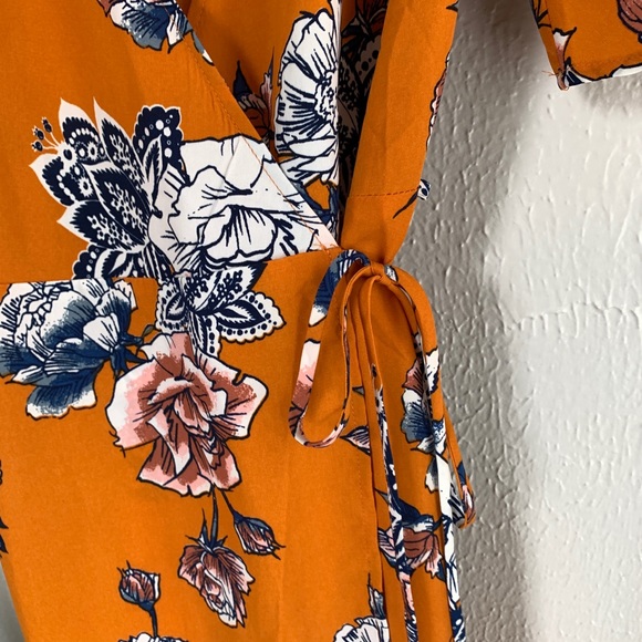 SOLD - Picture 3 of 4